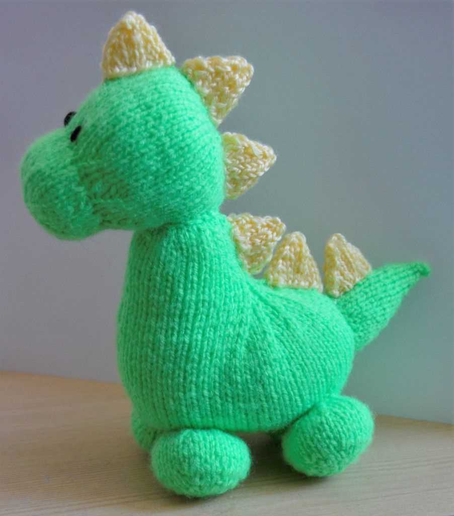 Knit dinosaur pattern