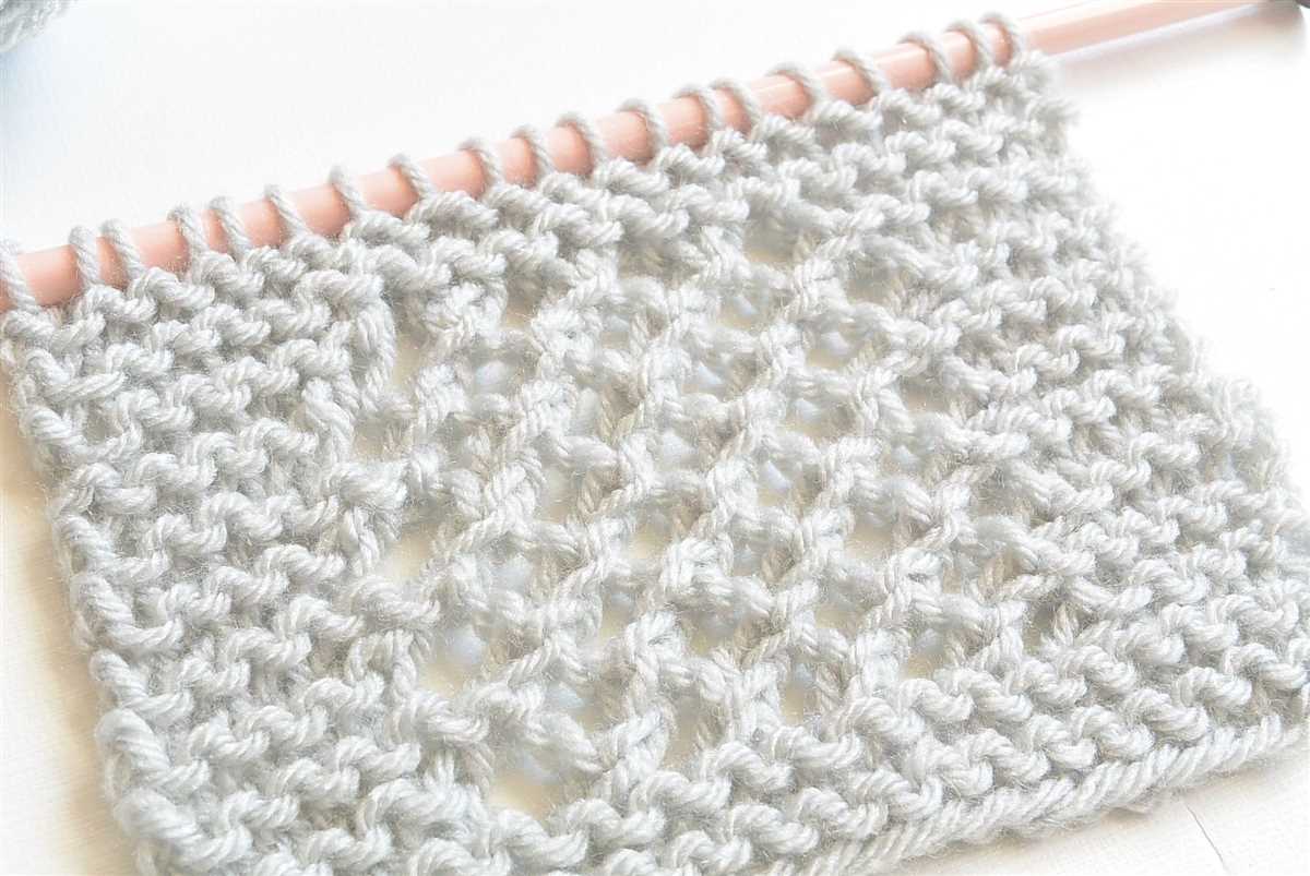 Mitered dishcloth knitting pattern