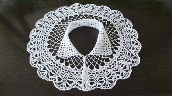 Knitted lace collar pattern