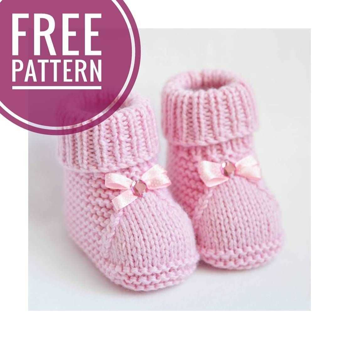 Baby booties free knitting pattern