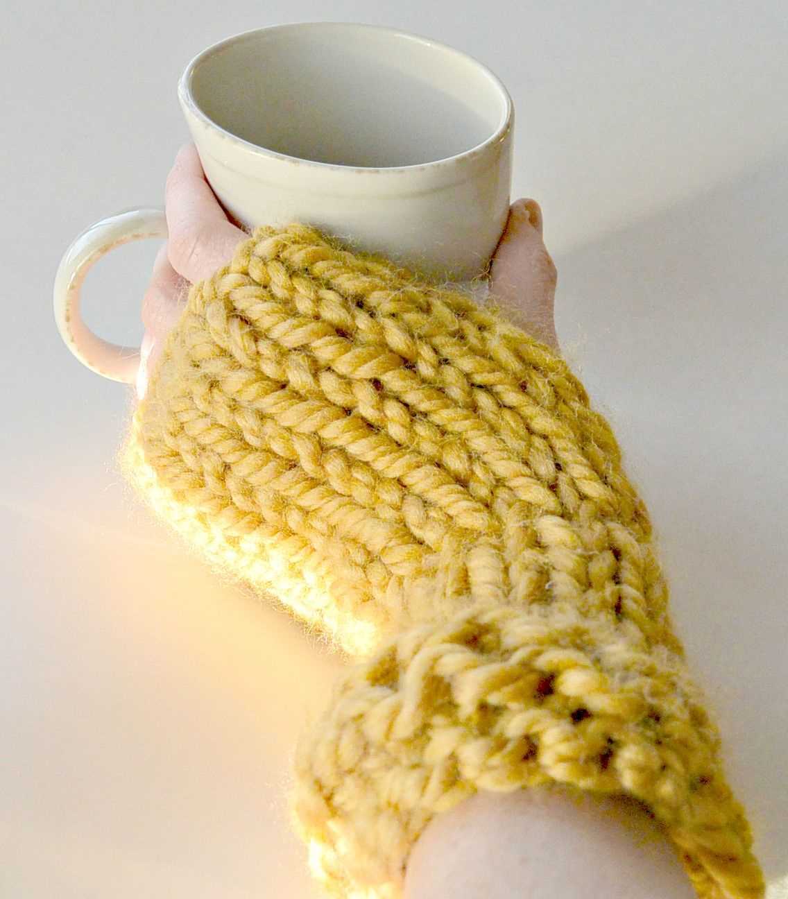 Easy beginner easy fingerless gloves knitting pattern