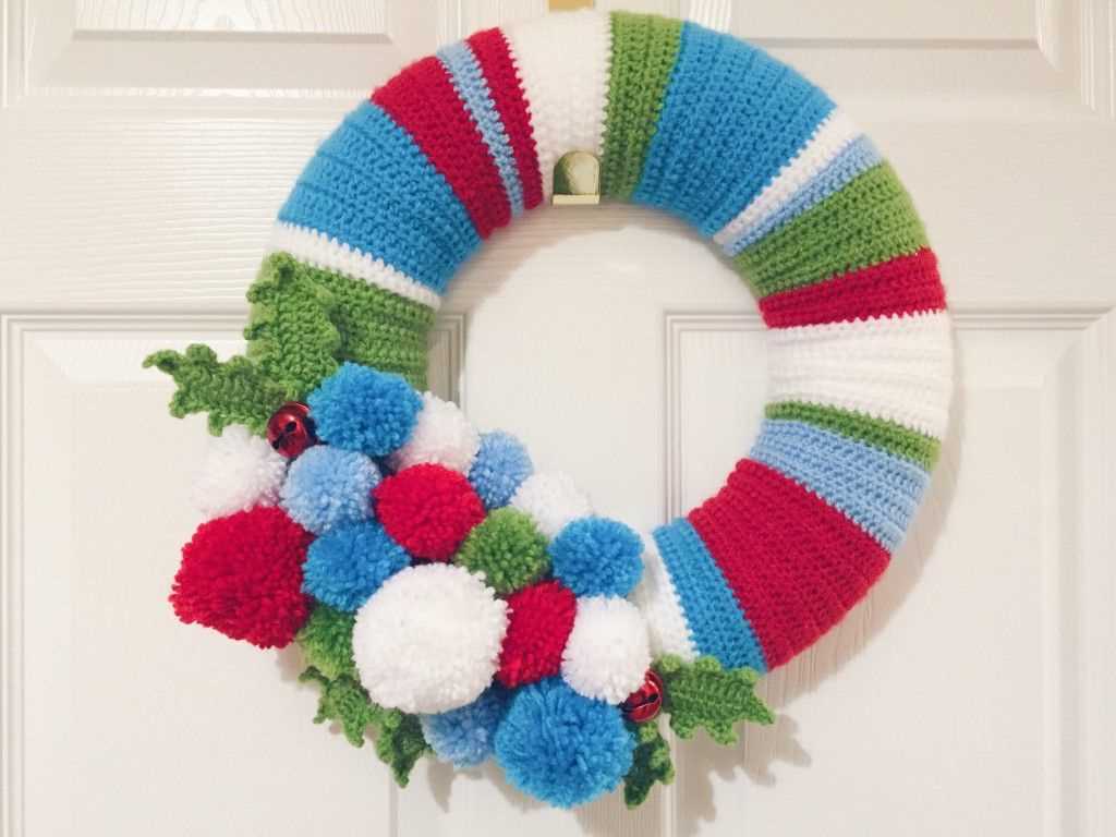 Knitted christmas wreath free pattern