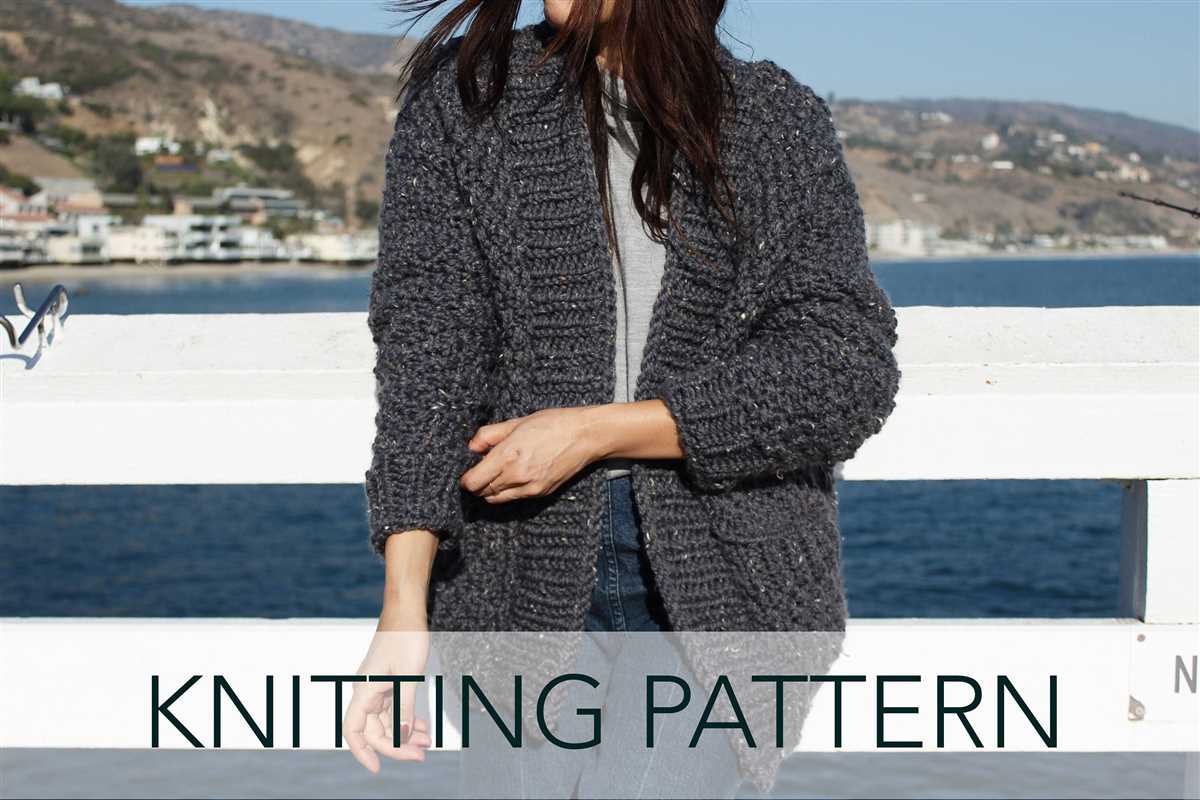 Ladies chunky cardigan knitting pattern