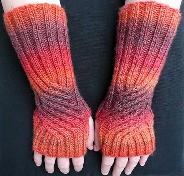 Ribbed fingerless gloves knitting pattern