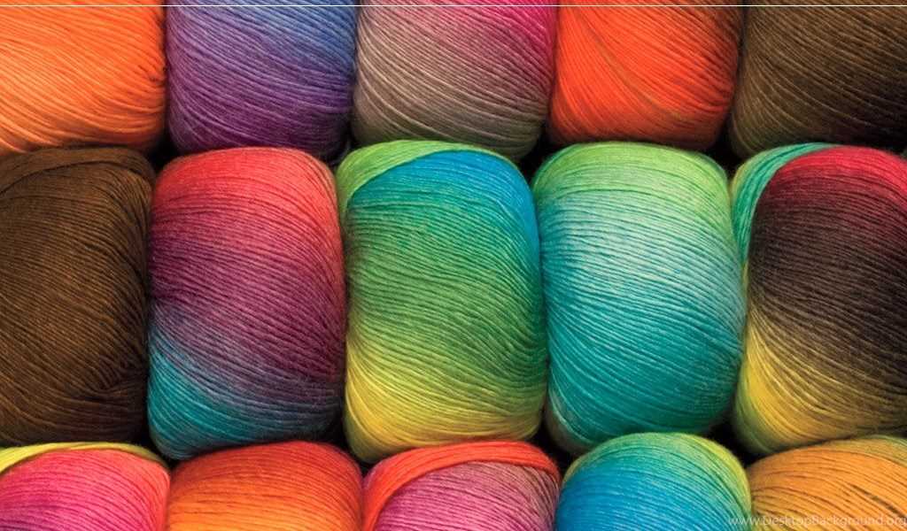 Knitting patterns for multicolored yarn