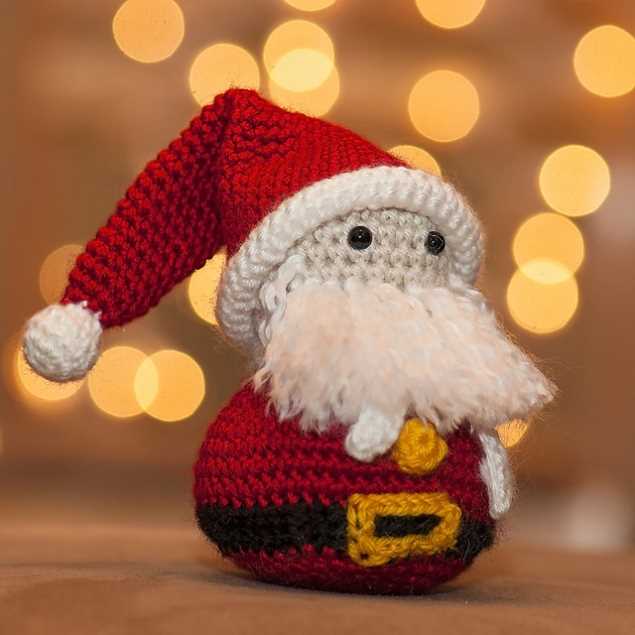 Knitting patterns for santa claus