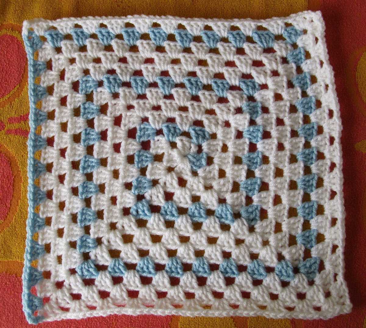 Knit granny square blanket pattern