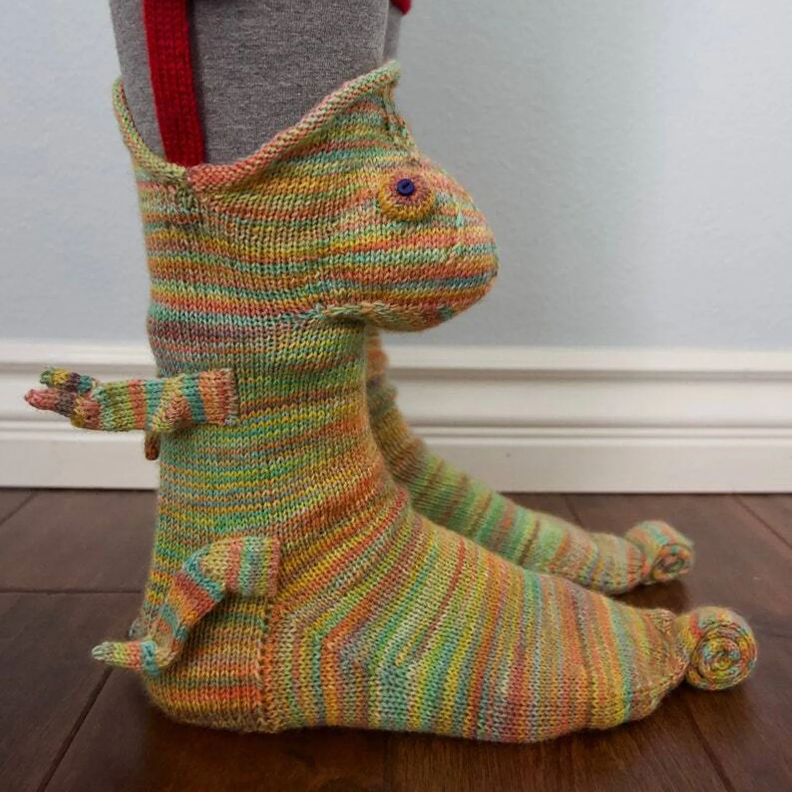 Knitted crocodile socks pattern free