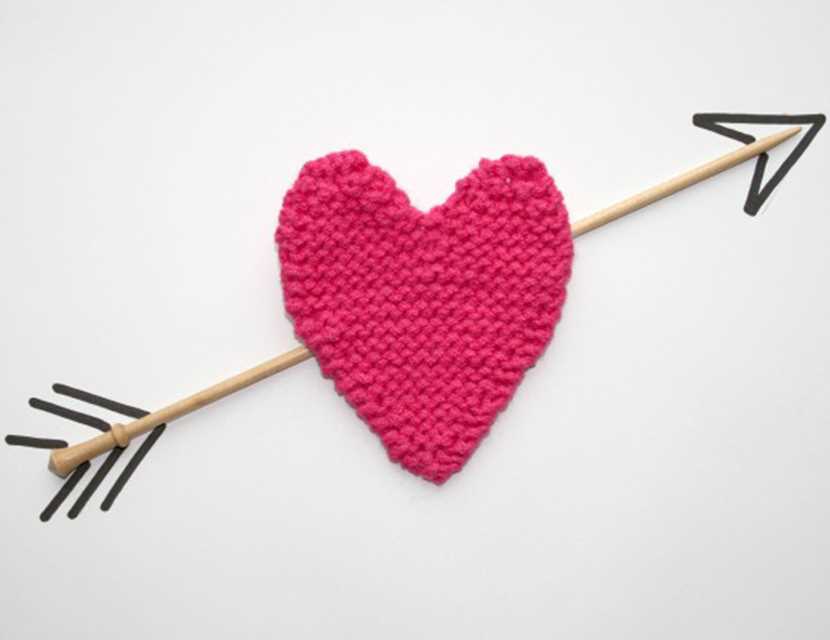 Easy knitted heart pattern