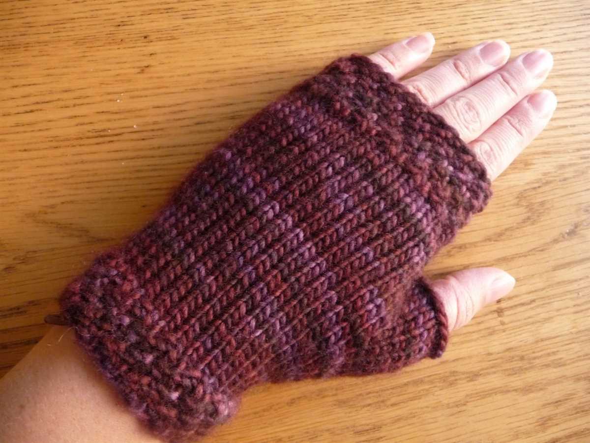 Knitted fingerless mittens pattern free