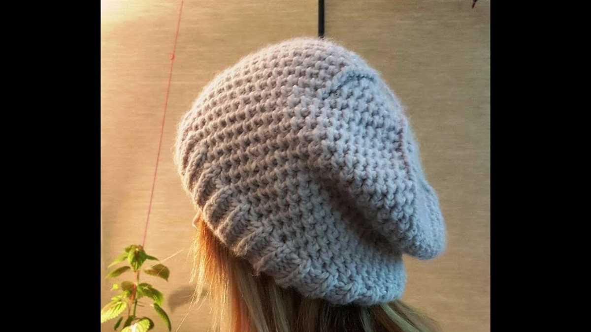 Slouch beanie hat knitting pattern