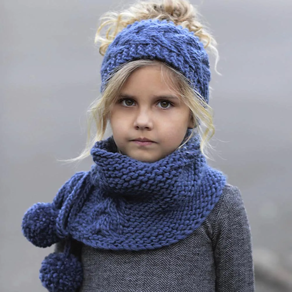 Knitting pattern for childrens scarf