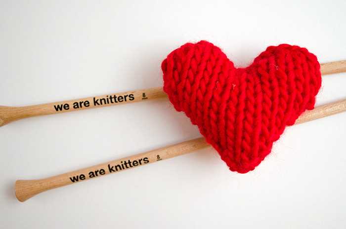 Easy knit hat pattern red heart