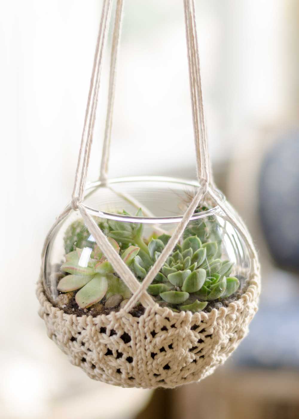 Knitted plant pattern