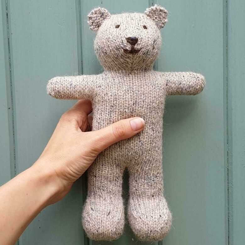 Free knitting patterns for childrens toys