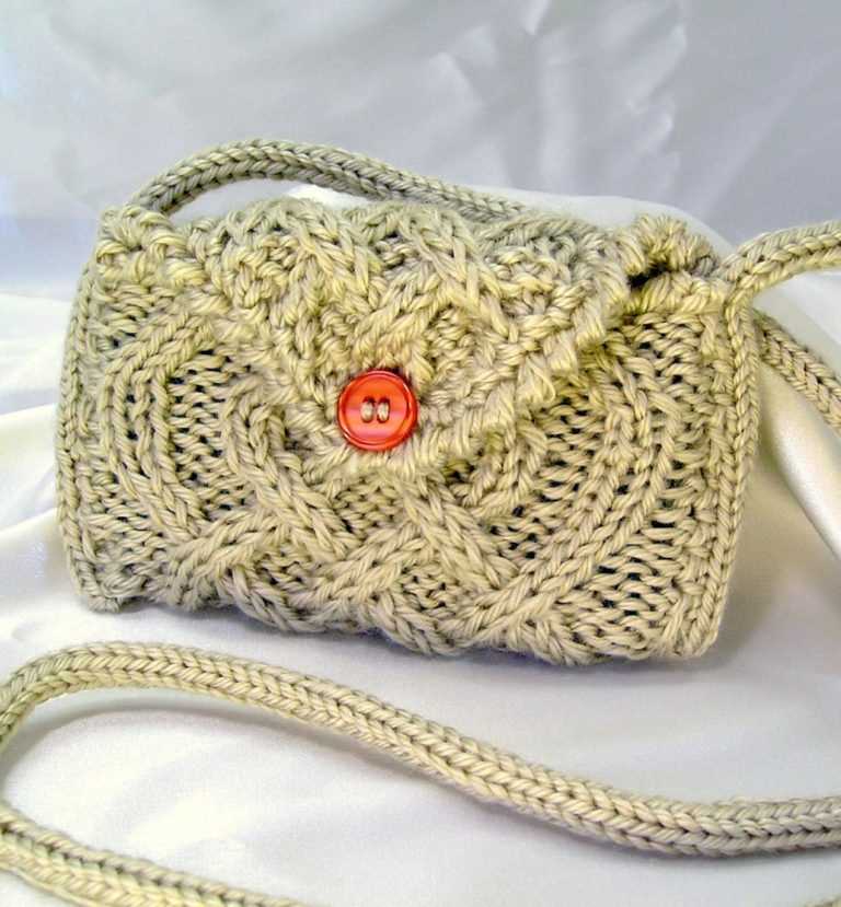 Knitting pattern for shoulder bag