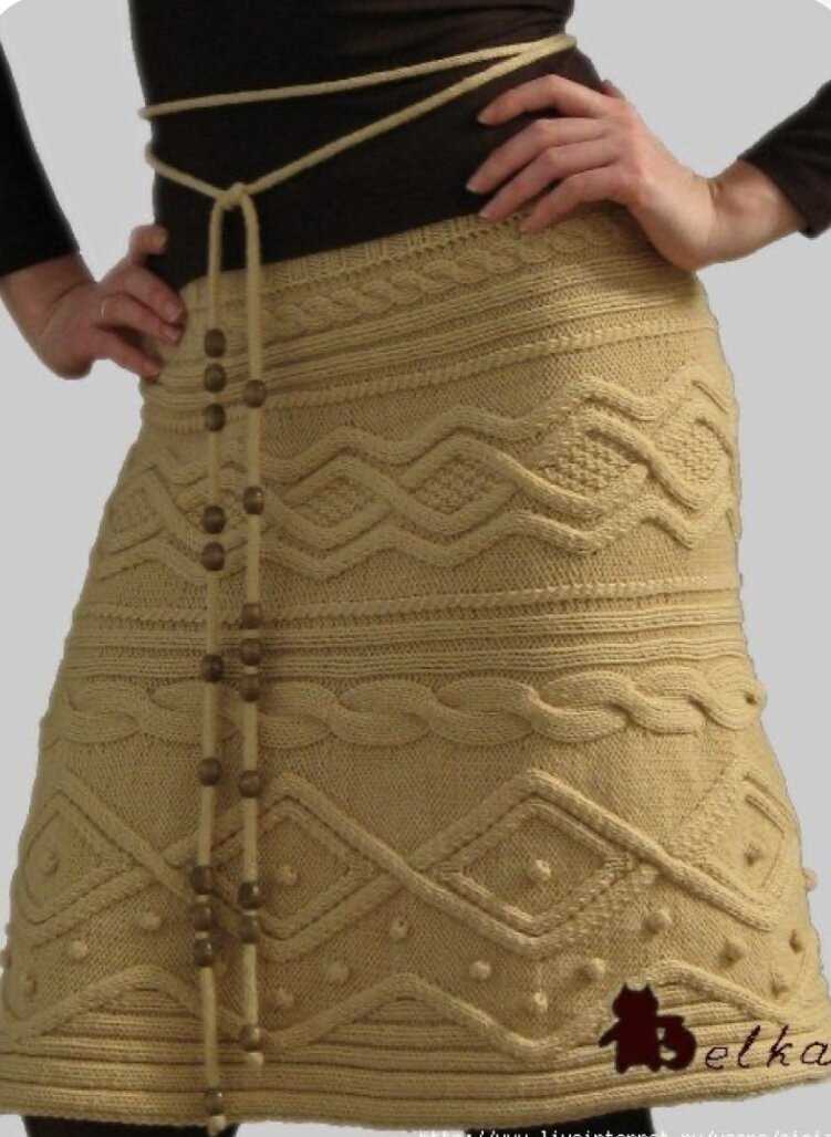 Cable knit skirt pattern
