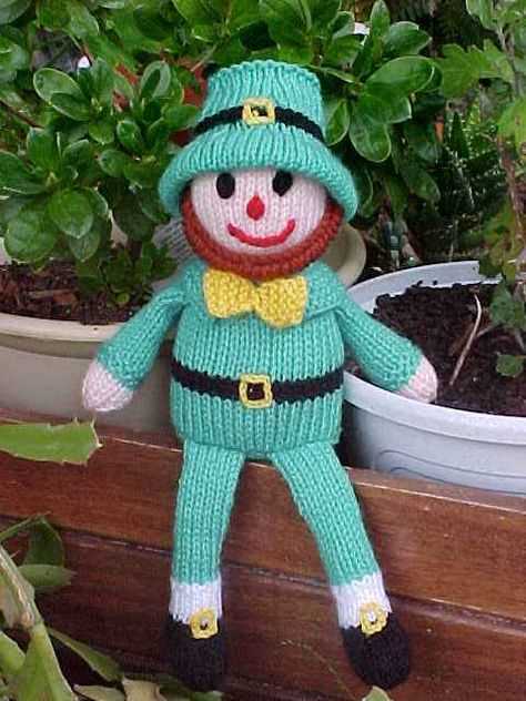 Bee knitting pattern