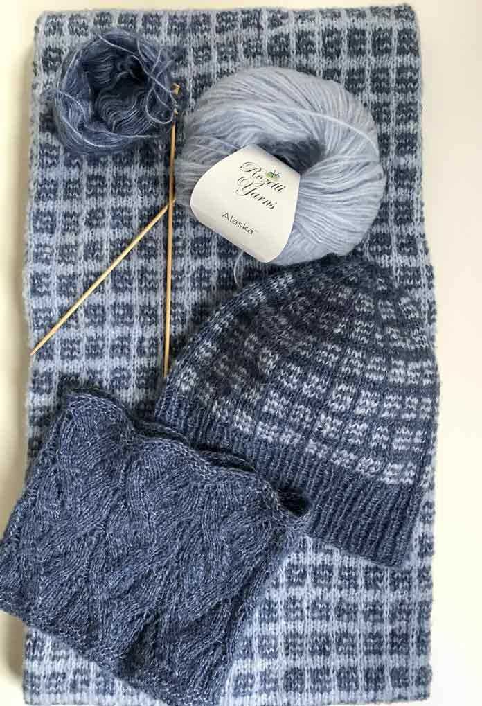 Knitting patterns using leftover yarn