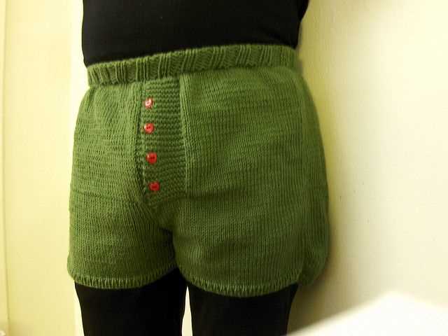 Knitted mens shorts pattern
