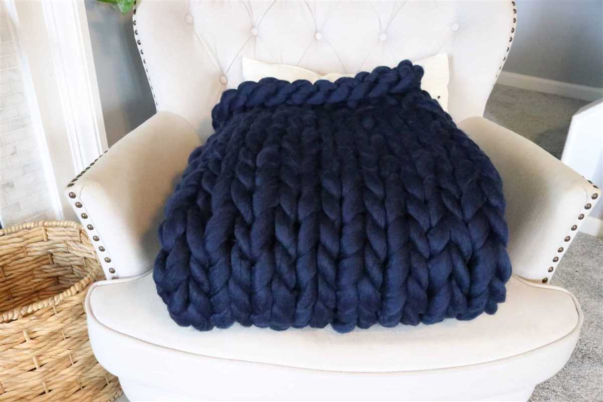 Chunky knit crochet blanket pattern