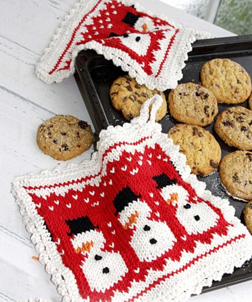 Knit Your Way to Christmas Cheer - Festive Gift Ideas with Free Patterns Free knitting patterns for christmas gifts