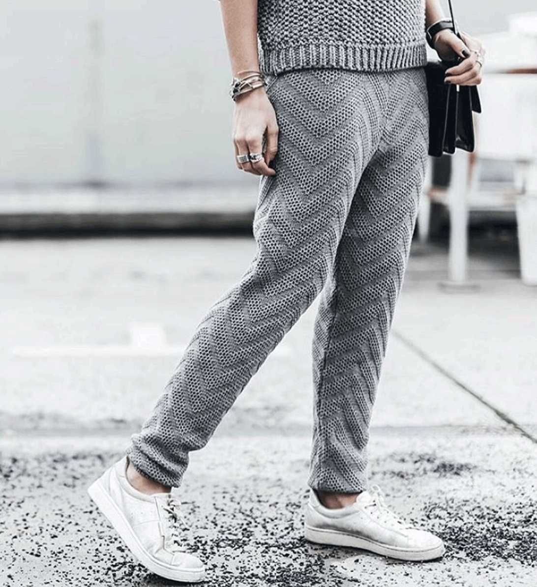 Knitted pants pattern for adults