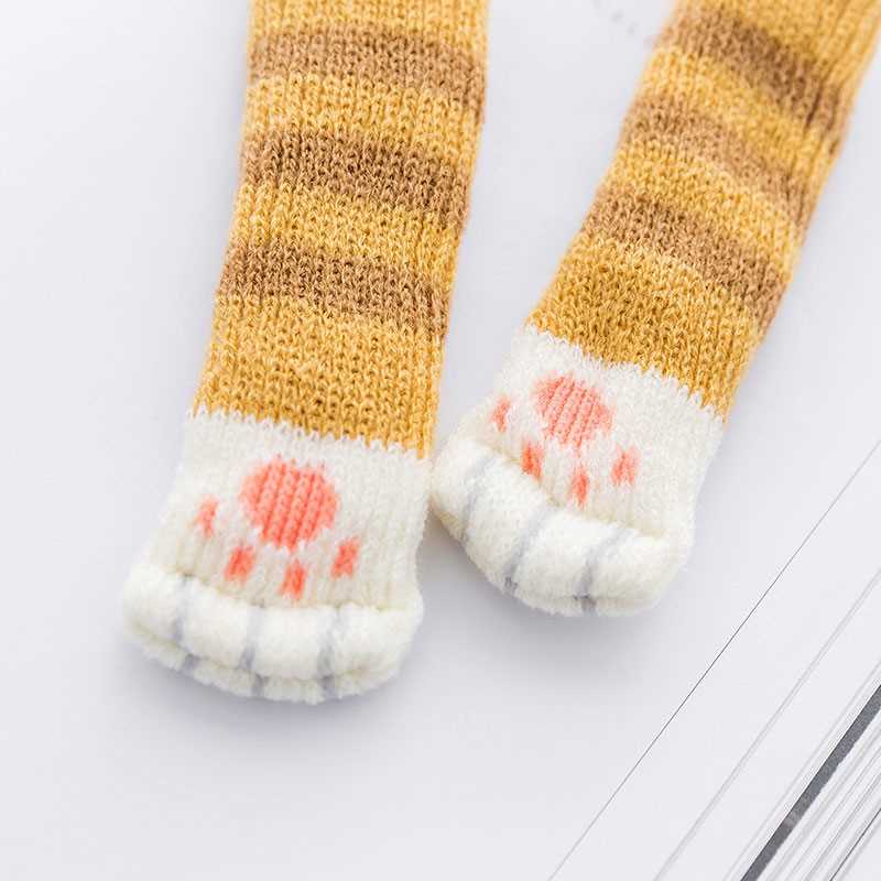 Cat paw chair socks knitting pattern
