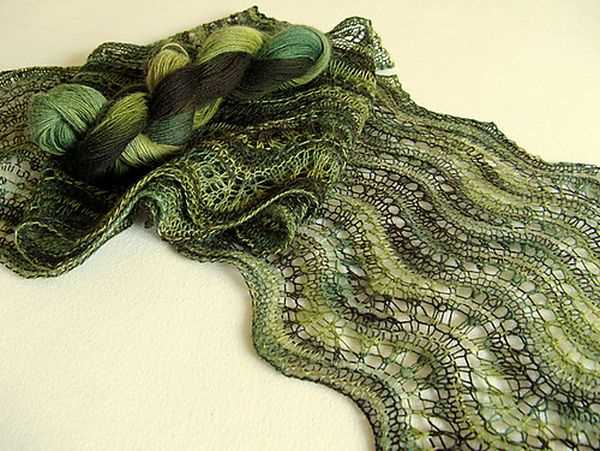 Lace scarf pattern knitting