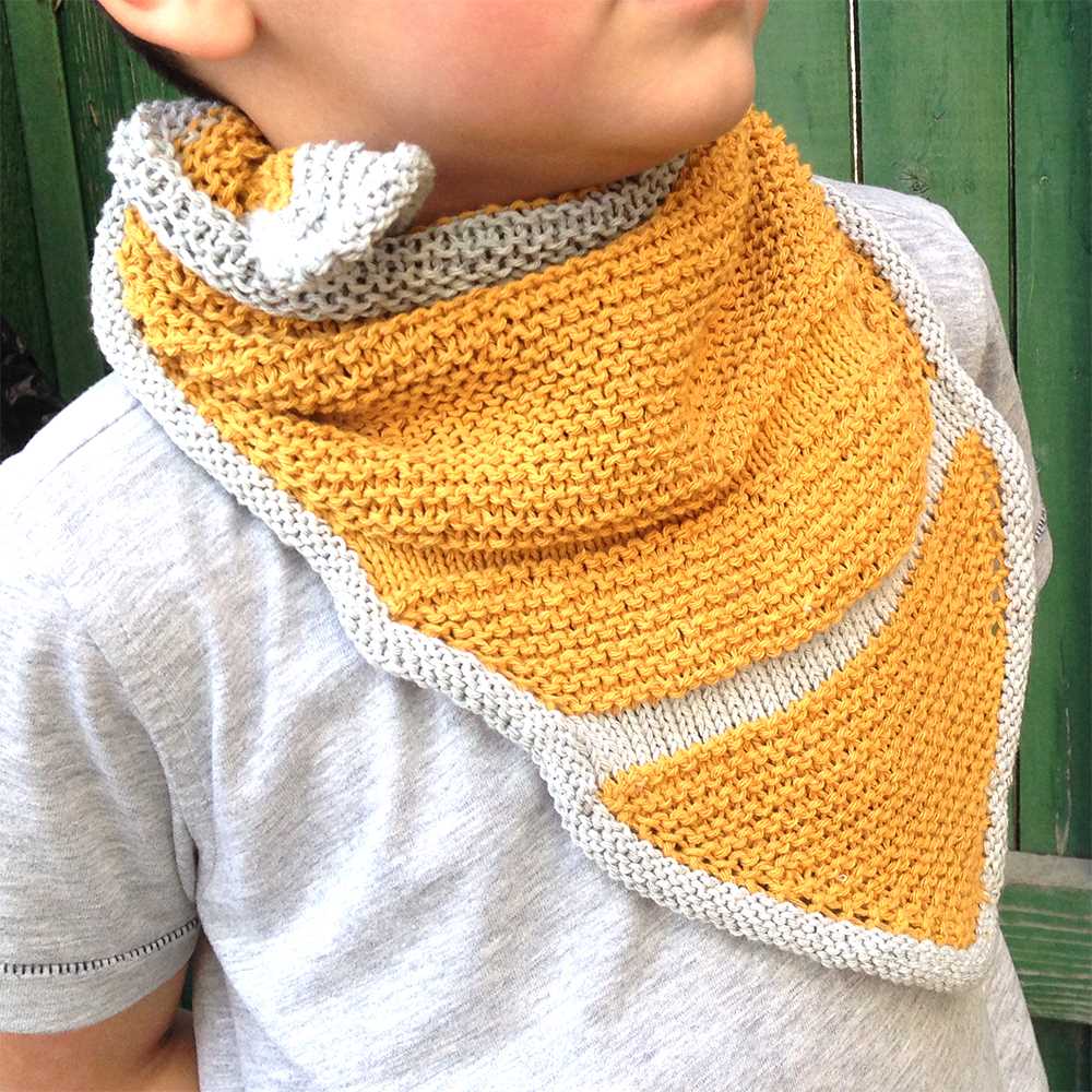 Free knit bandana scarf pattern