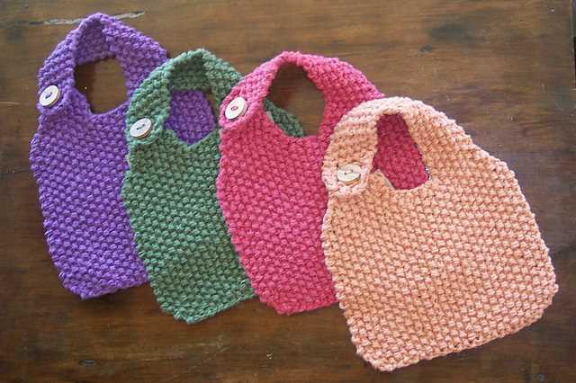 Knitted bib pattern free