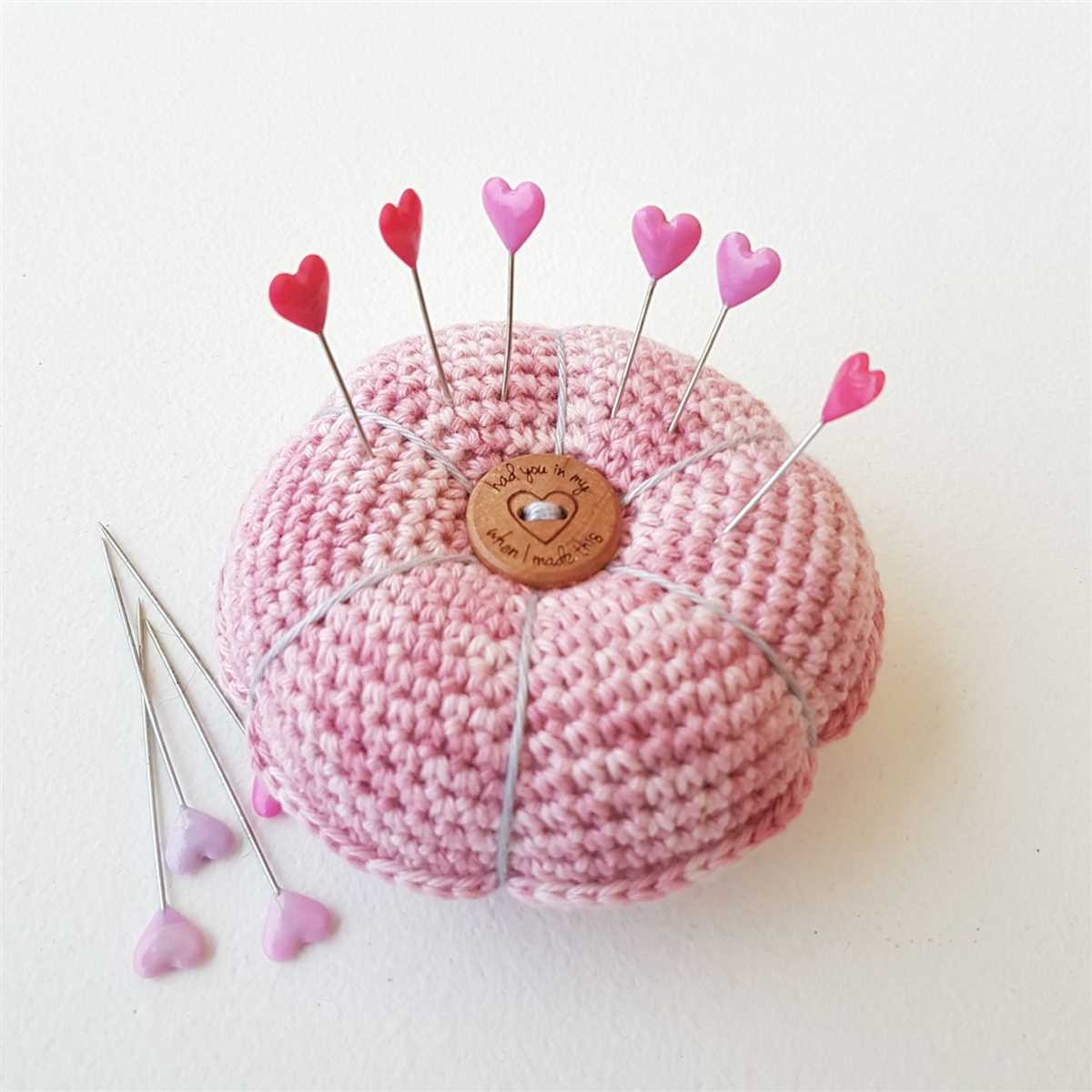 Free knitted pincushion patterns to download