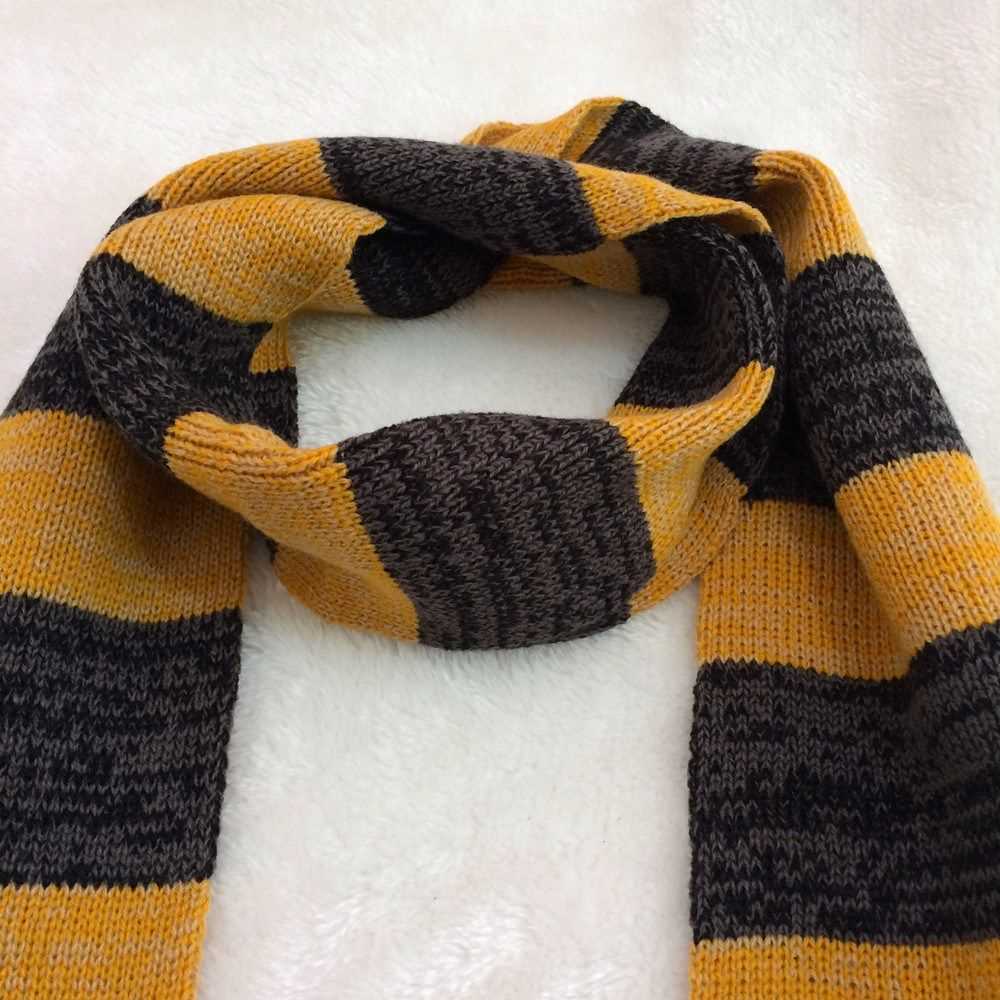 Unleash Your Inner Magizoologist with this Newt Scamander Scarf ...