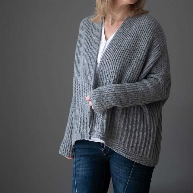 Knitting pattern for oversized cardigan