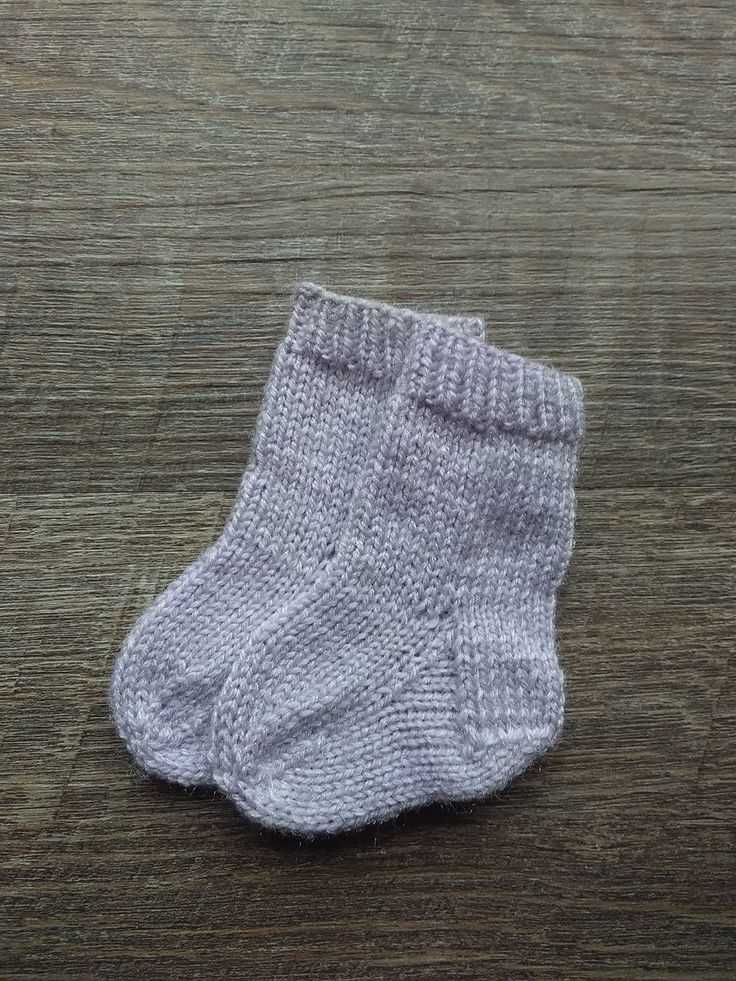 Knit baby socks pattern free