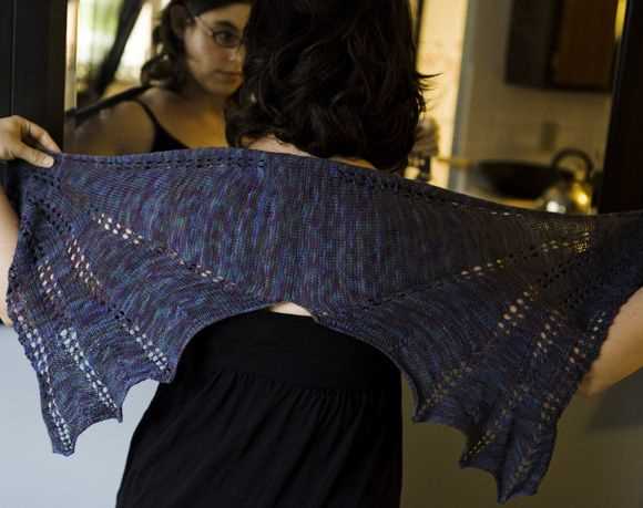 Wing shawl knitting pattern