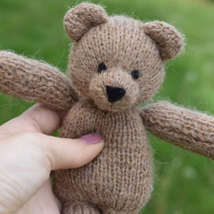 Mini knitting patterns
