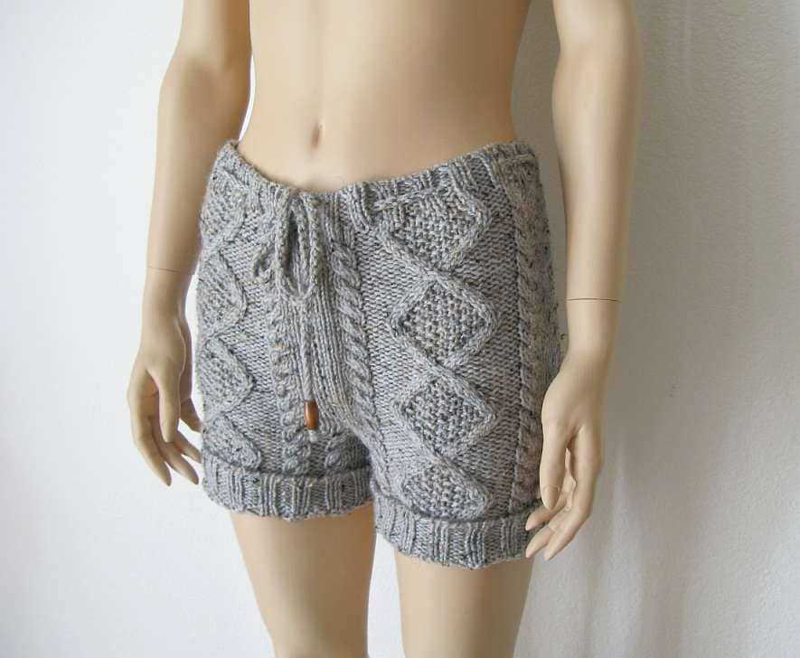 Women's knit shorts pattern