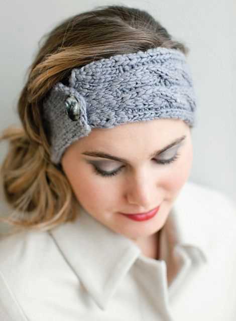 Women's knitted headband pattern