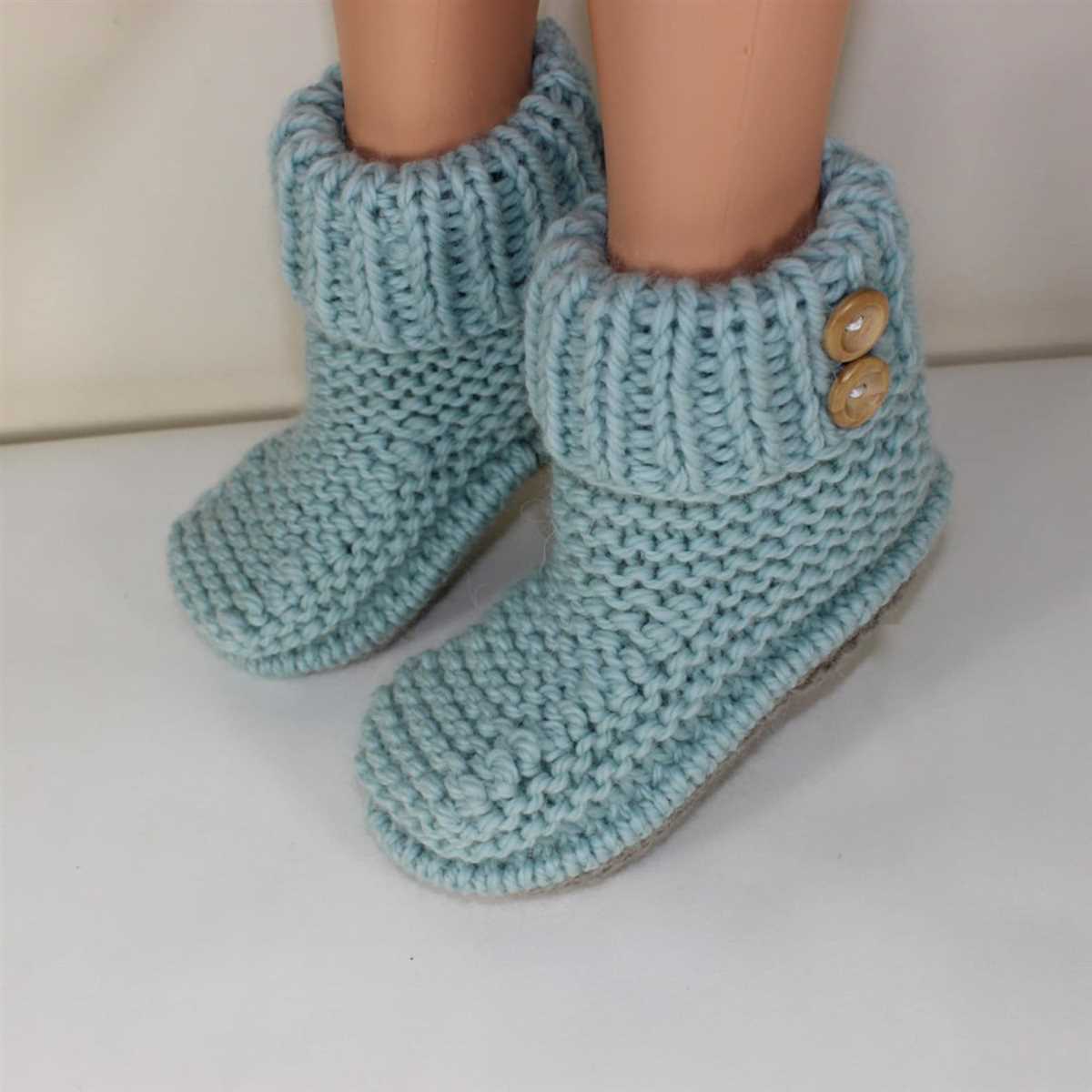 3 in 1 button boots knitting pattern