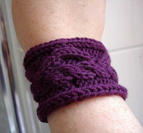Wristlet knitting pattern free