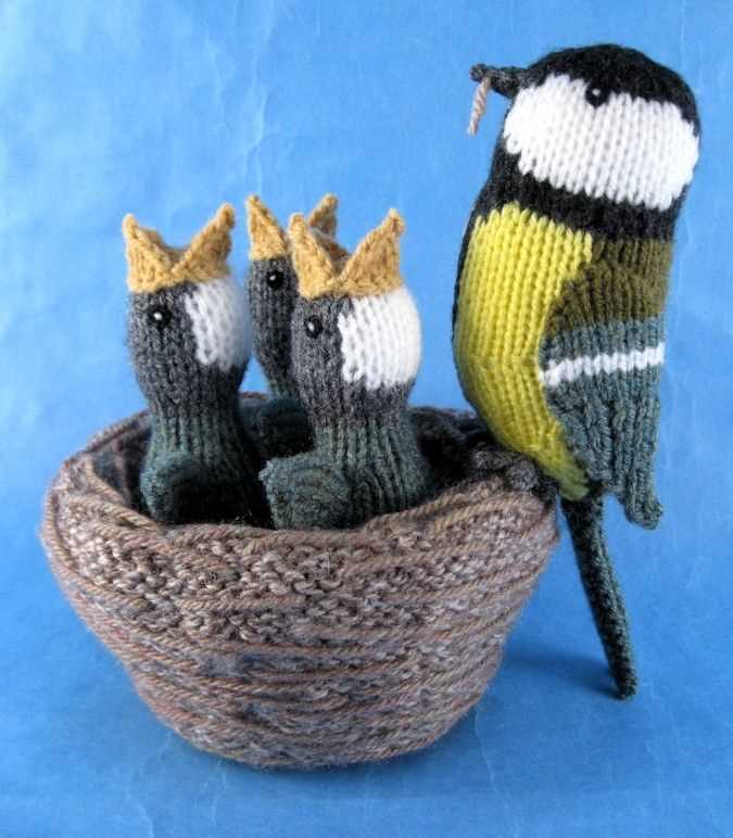 Get Crafty with these Free Patterns for Knitted Birds! Free knitted bird patterns