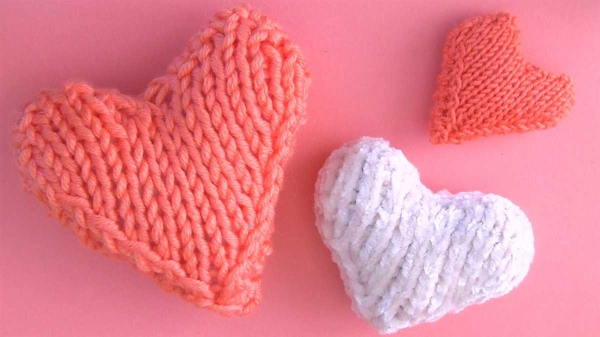 Tiny knitted heart pattern