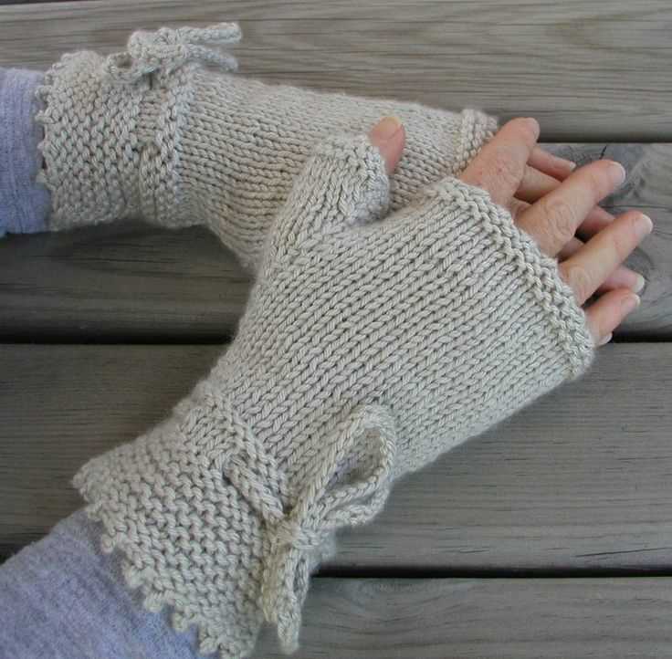 Double knit fingerless gloves pattern