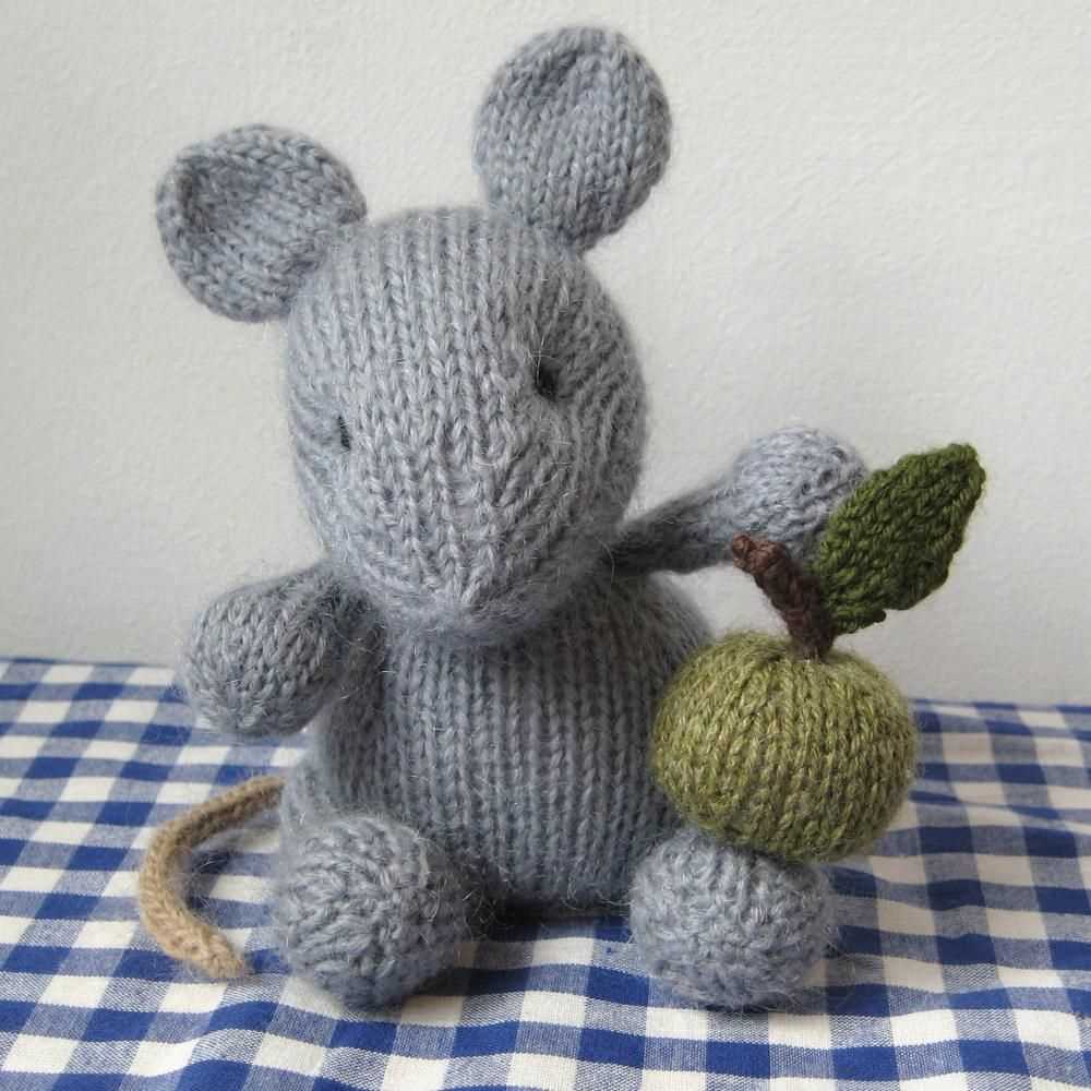 Knitting patterns for mice