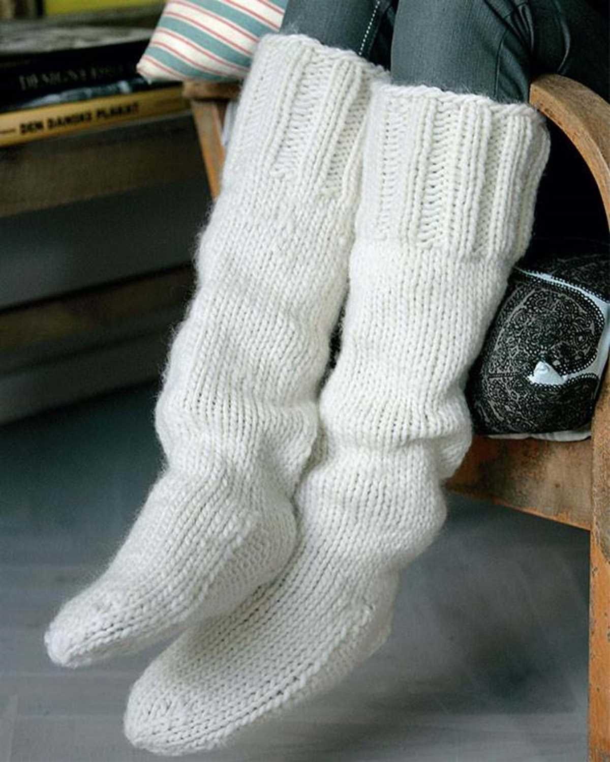 Kilt socks knitting pattern