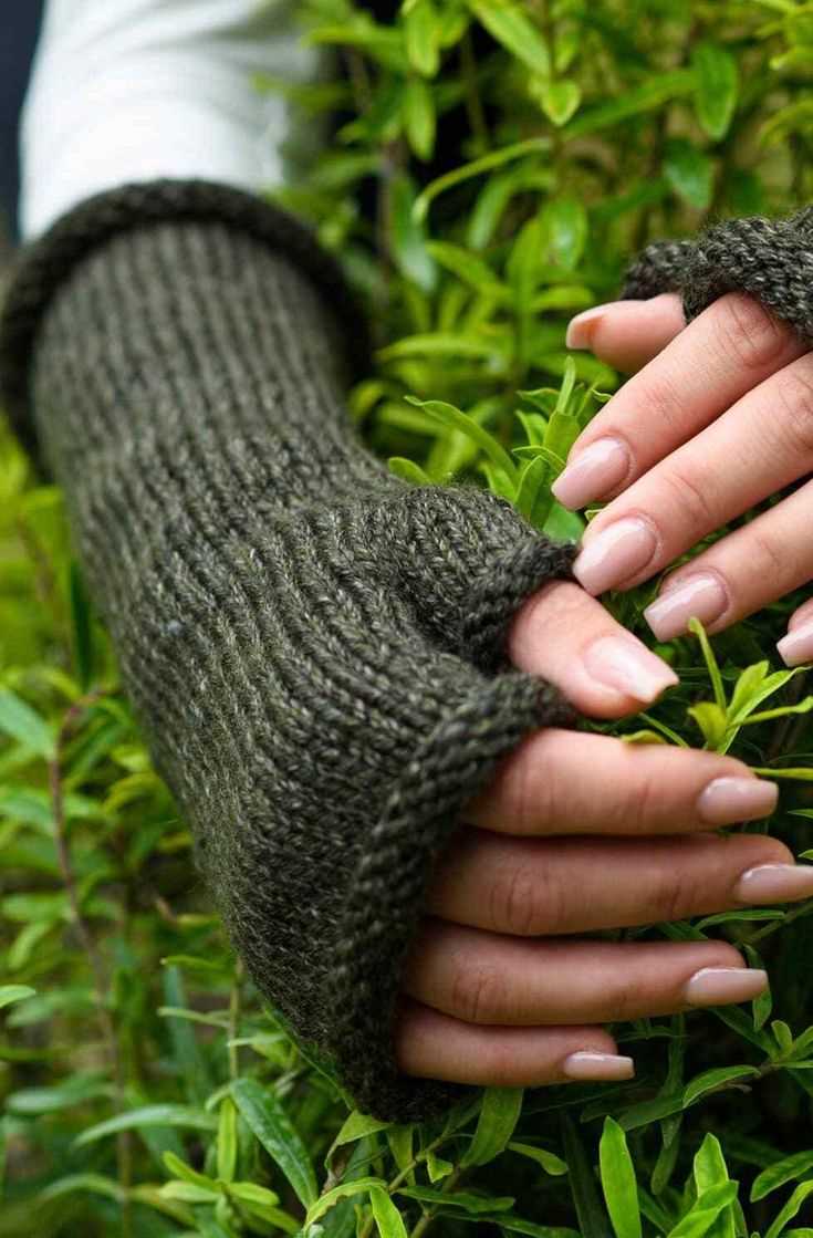 Gloves free knitting pattern