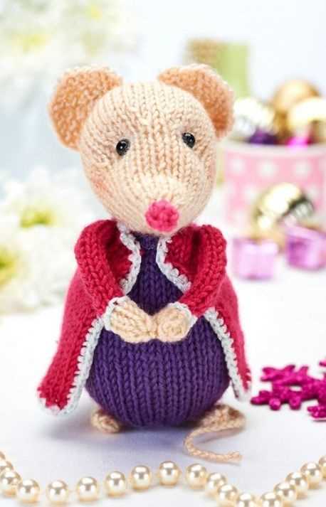 Free christmas knitting patterns uk