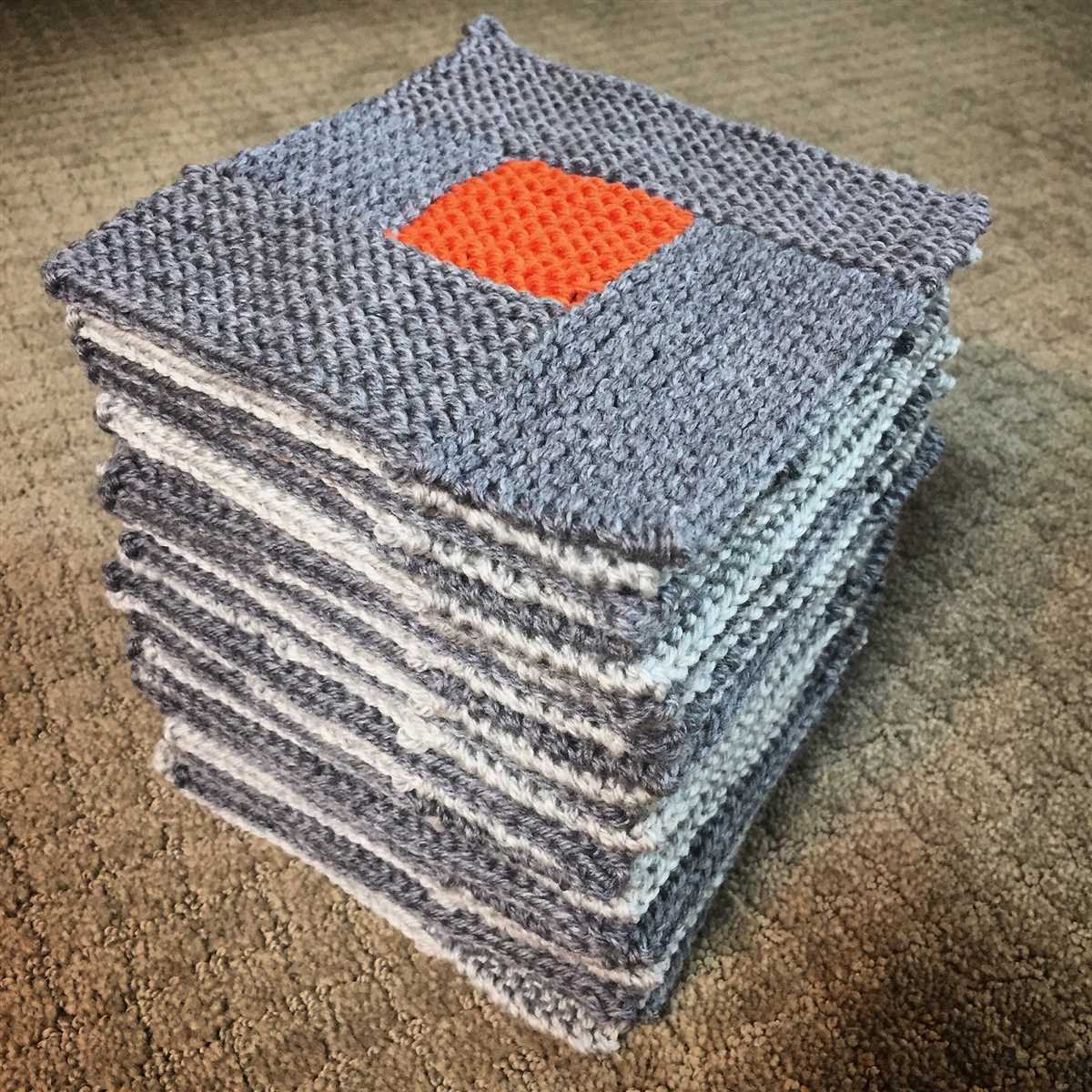 Knitting pattern for squares for blanket