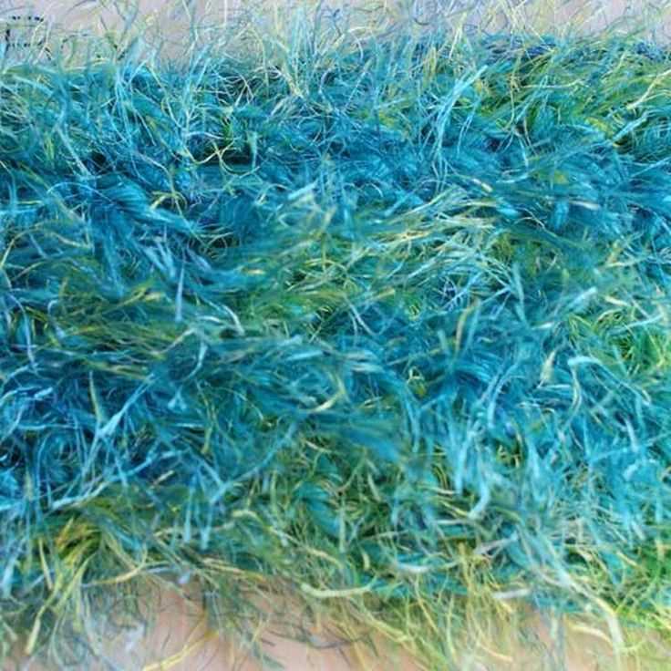Fun fur yarn knitting patterns